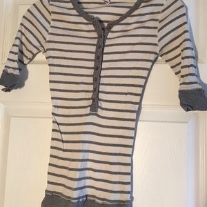 1/2 length shirt grey &  white shirt